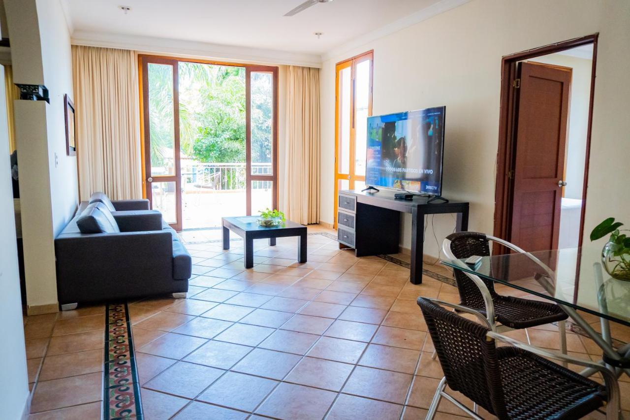 Hotel Penon Suites Girardot Bagian luar foto