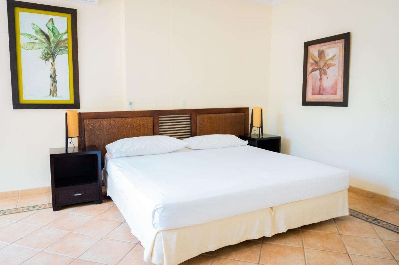 Hotel Penon Suites Girardot Bagian luar foto