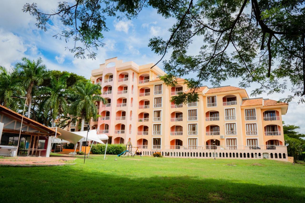 Hotel Penon Suites Girardot Bagian luar foto