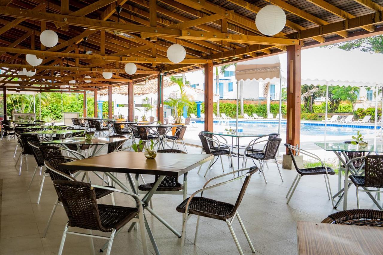 Hotel Penon Suites Girardot Bagian luar foto