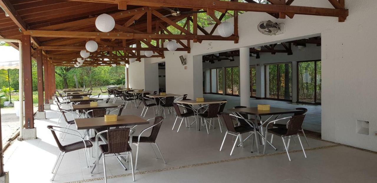 Hotel Penon Suites Girardot Bagian luar foto